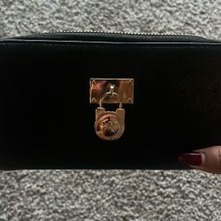 Michael Kors Wallet - Moving Sale