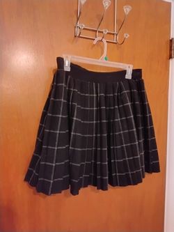 Ladies Large Skirt 