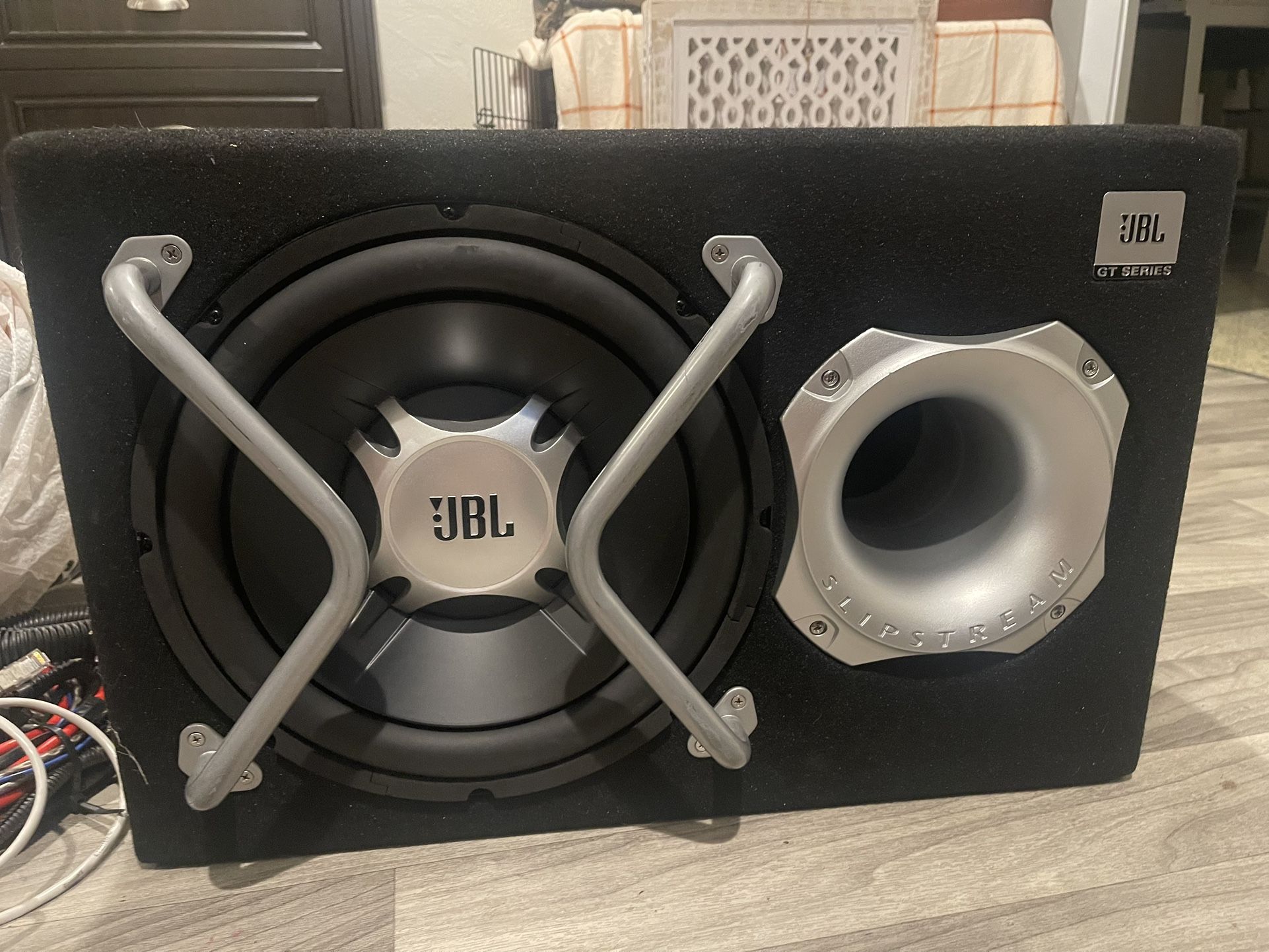 JBL Bass Pro 12 Speaker With JVC Kd Dash R86bt Deck