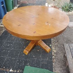table and chairs, obo