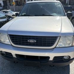 2003 Ford Explorer