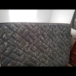Dover Body Tech Full Size mattress and box spring