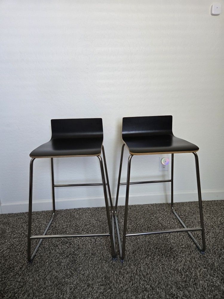 Bar Stool - Excellent Condition