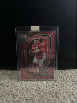 2022 Select Patrick Mahomes II Red Prizm Suite /49