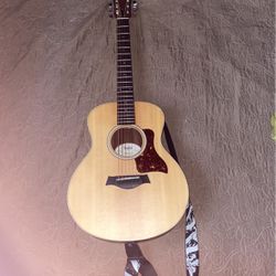 Taylor GS Mini Guitar 