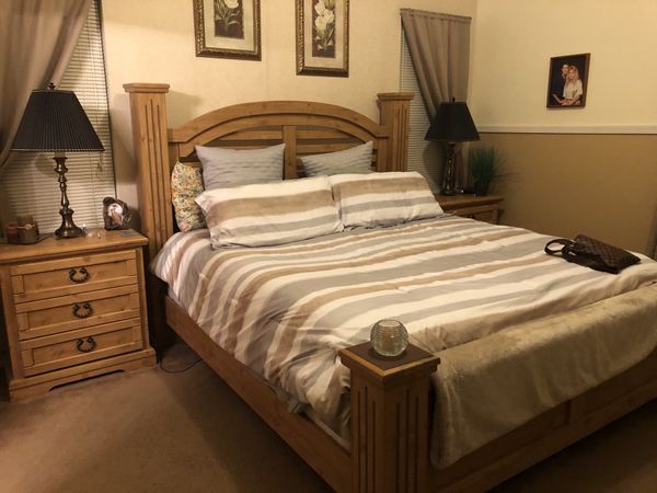 King Size Solid Wood Bedroom Set for Sale in Glendale, AZ ...