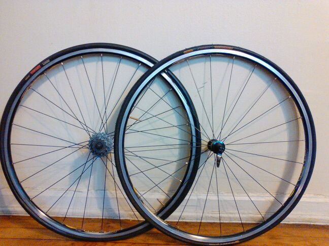 Mavic cosmos 6106 622x15 rims...tires senfas seca fps 700x23 flat protection system both rims...