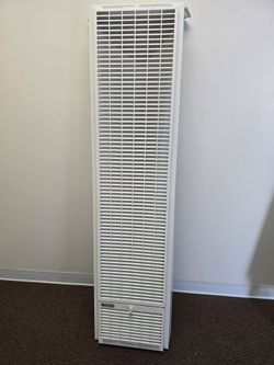 Williams Natural Gas Wall Furnace 25,000 BTU Monterey Top Vent