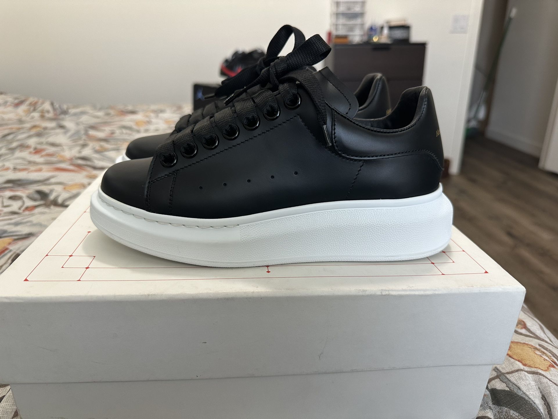 Alexander McQueen Size 6 Women's shoes