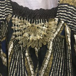 Stones Beautiful Woman Gown Small To Medium