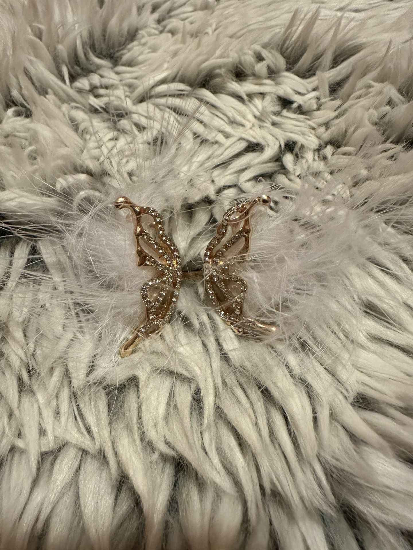 Butterfly ring