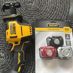 DEWALT DCS369 Reciprocating Saw + 3 Pack Headlights 