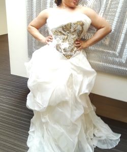 AUTH Vera Wang Gloria bridal Gown bustier rhinestones BLING size 6. Needs TLC