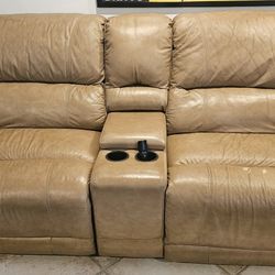 2 Couches Reclining With Cupholders
