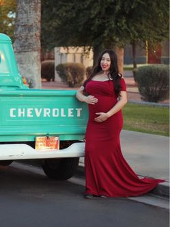 Beautiful Burgundy Maternity Dress – $24 🤎🍂