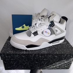 Jordan 4 Retro Military Black