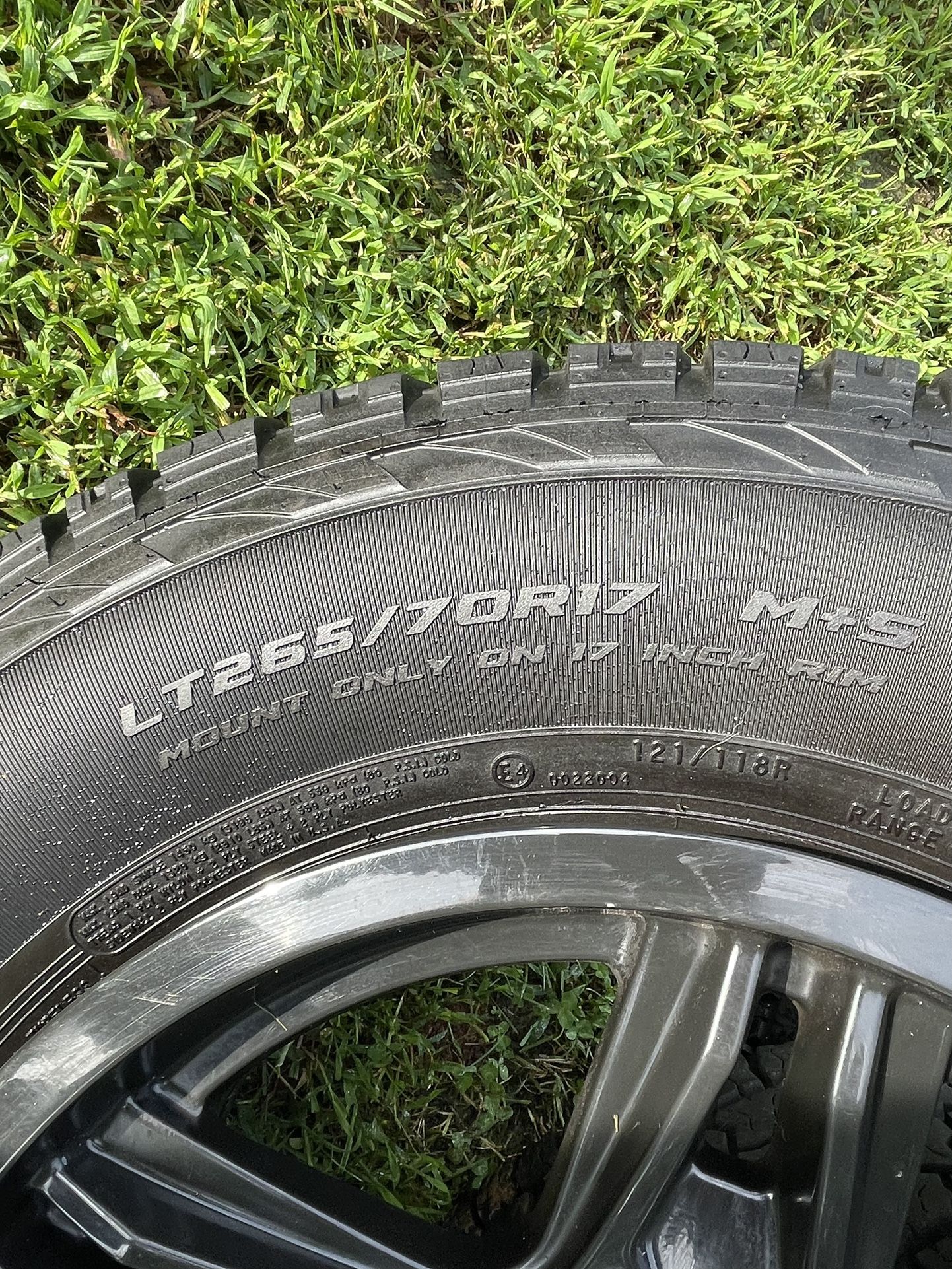 Tire And Wheels 265/70/17 for Sale in Statesville, NC OfferUp