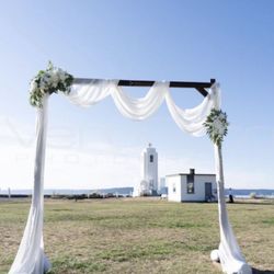 Wedding Arch With Accessories 