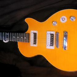 Epiphone Slash "AFD" Signature Les Paul With, Amp, Guitar Bag/strap, Cables.