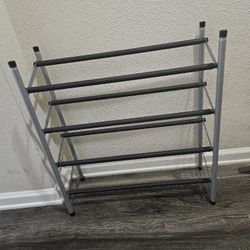 Good  4-Tier Expandable Shoe Rack, Adjustable Shoe Shelf Storage Organizer Space Saving Metal Free Standing Shoe Rack for Entry way Closet Doorway