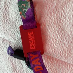 Escape 2 Day Pass