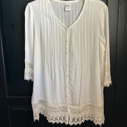Women’s BLAIR 100% Rayon 3/4 Sleeve Embroidered Lace Button Up Top Blouse… Size Small… (Runs A Little Big)