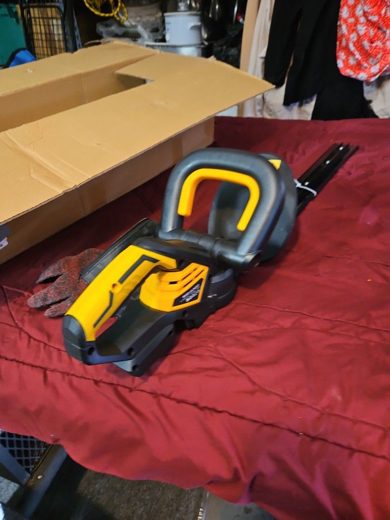 New Edge Trimmer In The Box With Accessories (TOOL ONLY)