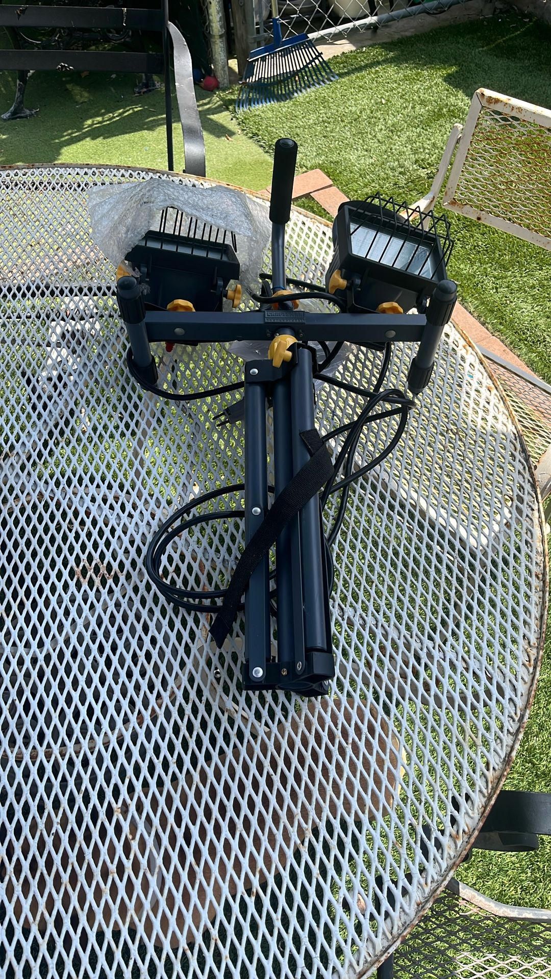 Craftsman Light