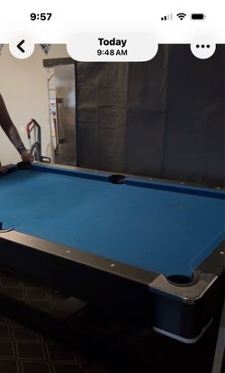 Pool table