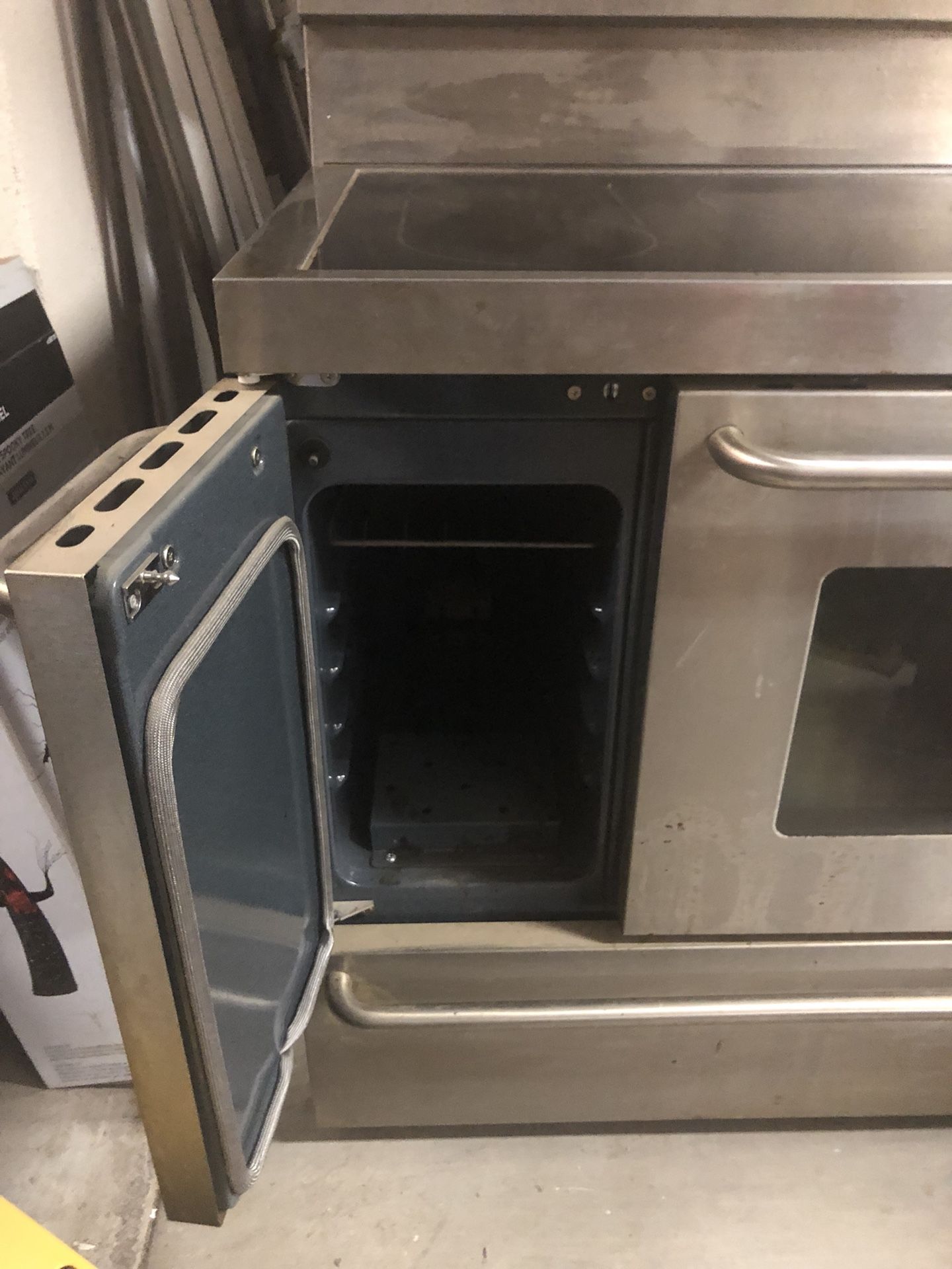 Kenmore Elite 40” Electric Range for Sale in Glendale, AZ OfferUp