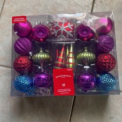 Ornament Set 