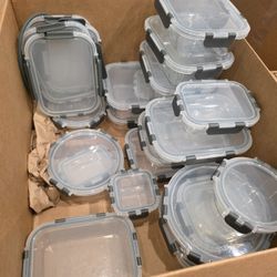 Glass Food Storage Containers with Snap Locking Lids