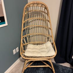 Rattan Chair & Seat Cushion