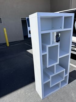 Modern White Geometric Bookshelf / Display Unit