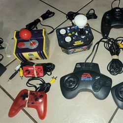 7 PLUG N PLAY TV ARCADE VIDEO GAMES 