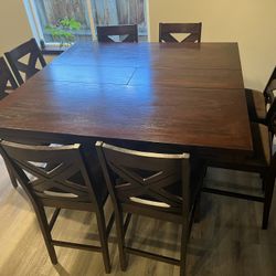 Dining Room Table - Adjustable Length