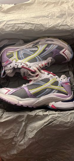 Balenciaga Runners /white/yellow / purple Size 39