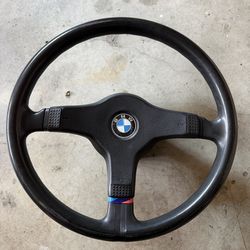 E30 M Tech 1 steering wheel