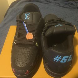Lv Trainers 