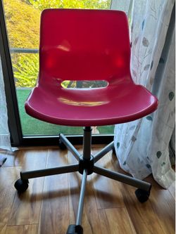 Pink chair