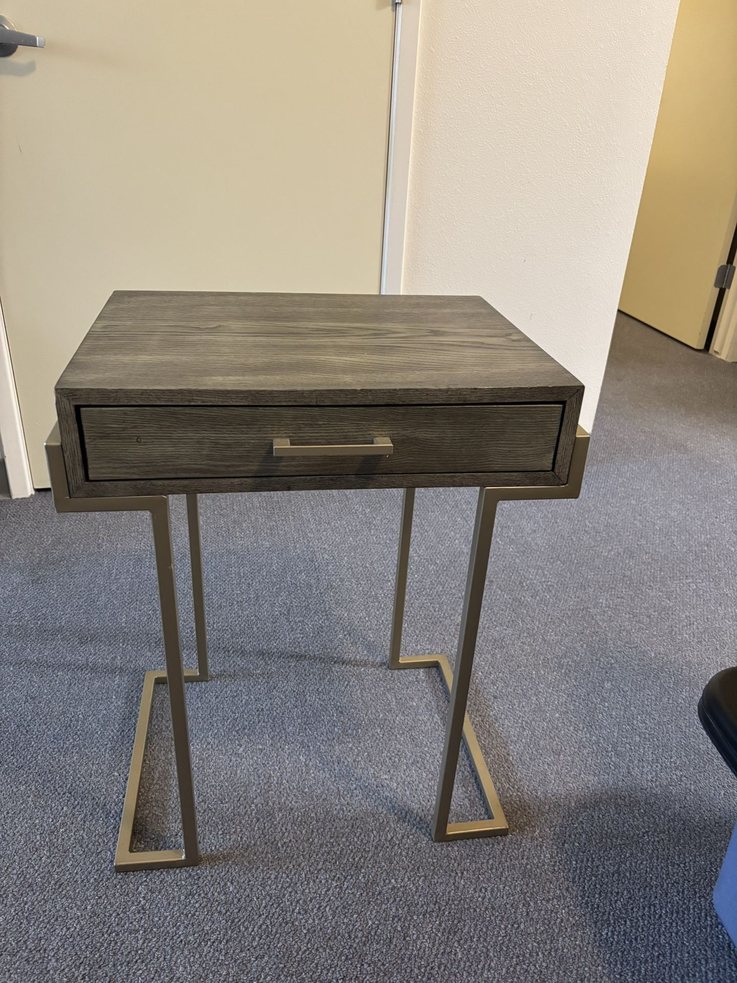 Side Table/Night Stand