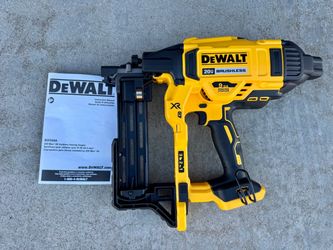 Brand New!! 20V MAX 9-Gauge Cordless Fencing Stapler (Tool Only)