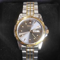 Seiko Men's Stainless Steel Bracelet Watch