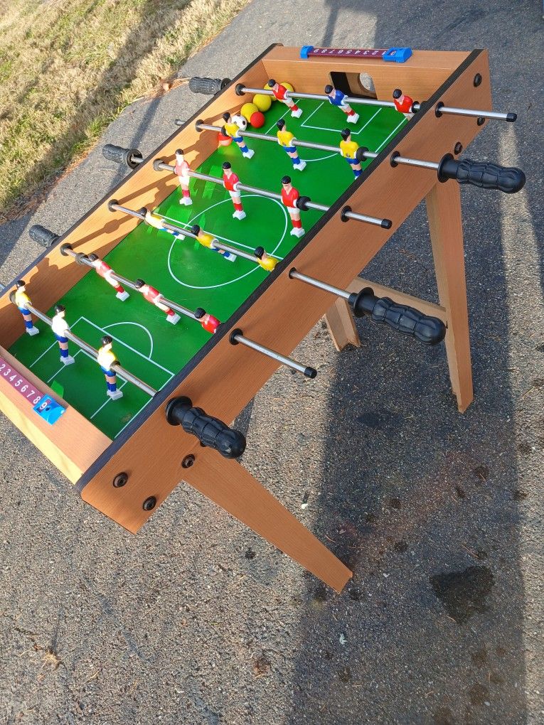 FOOSBALL TABLE