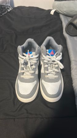 Nikes shoes