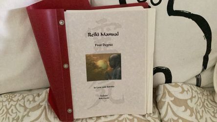 TEACH YOURSELF THE HEALING  ART OF REIKI