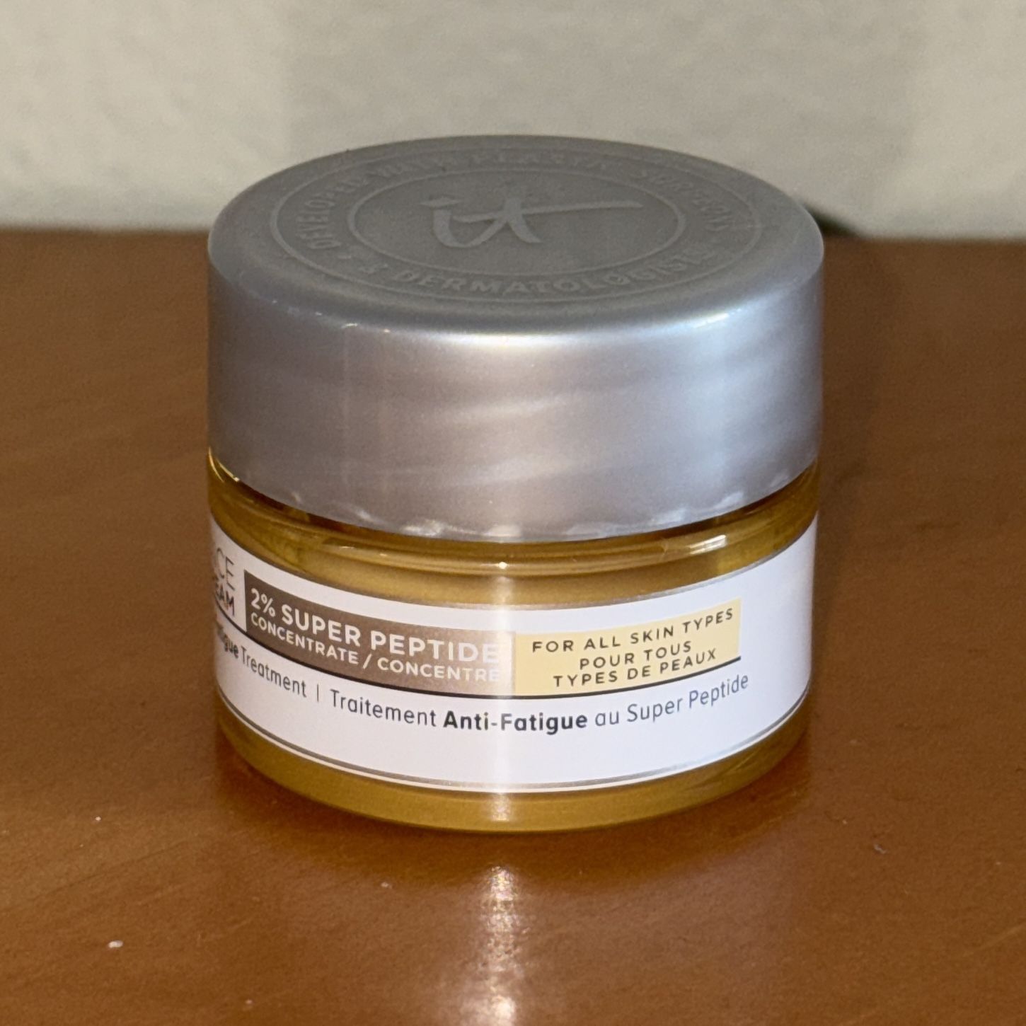 IT Cosmetics 2% Super Peptide Concentrate (5 mL / 0.17 oz mini).