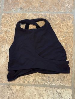 Lululemon Women High-Neck Black Sport Bra with Cross-Back Straps Size 6
