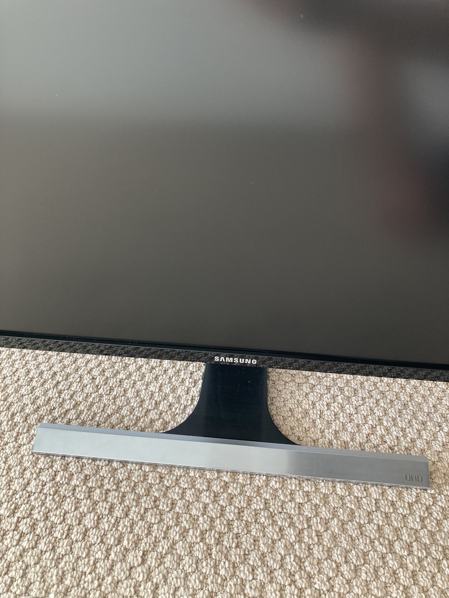 Monitir Samsung $119