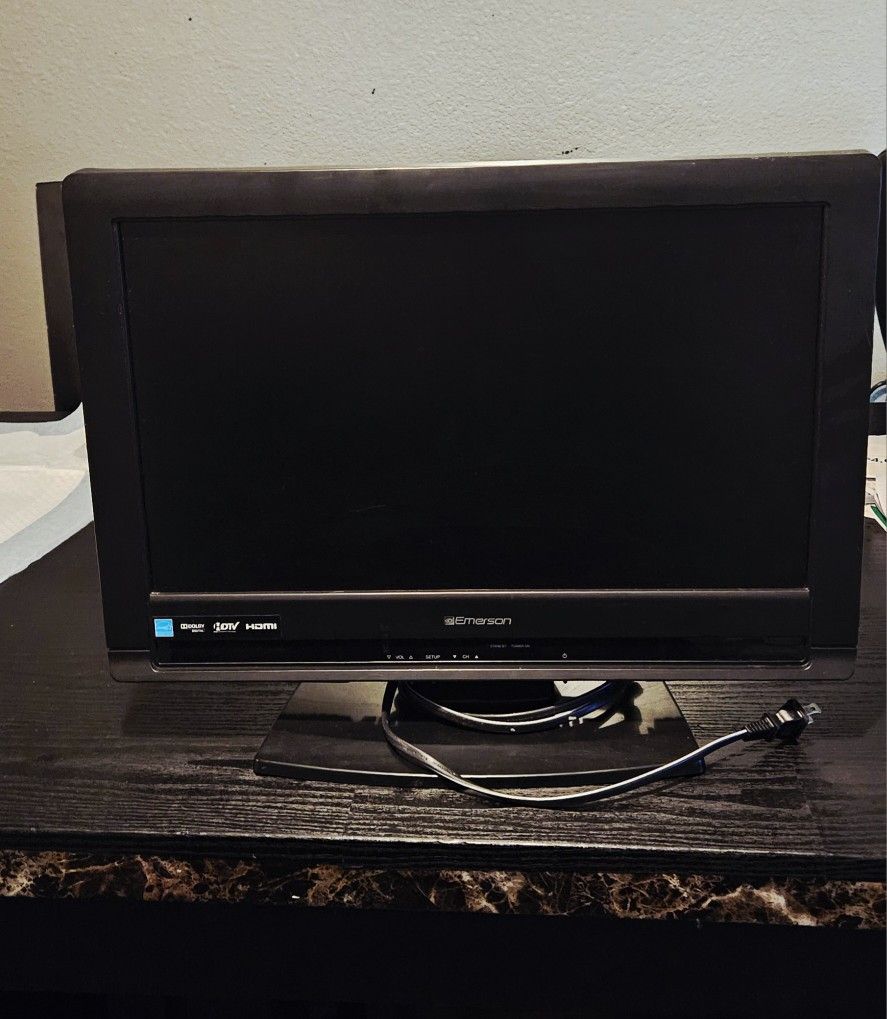 19" Emerson TV